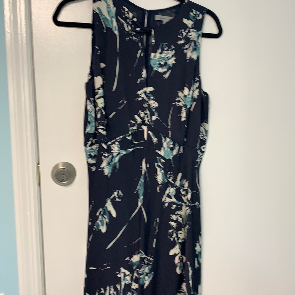 Classiques Entier 92 percent silk dress floral navy feminine flowy